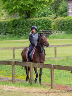 CH290522-48 - Charlie Hills Stable Visit